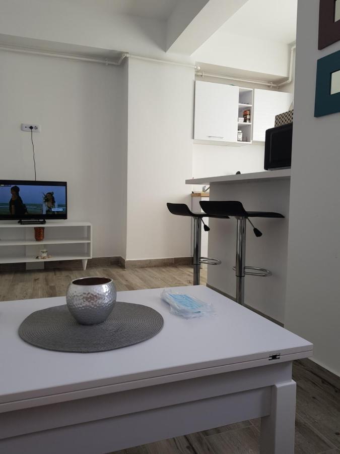 Moni Apartment Năvodari Buitenkant foto